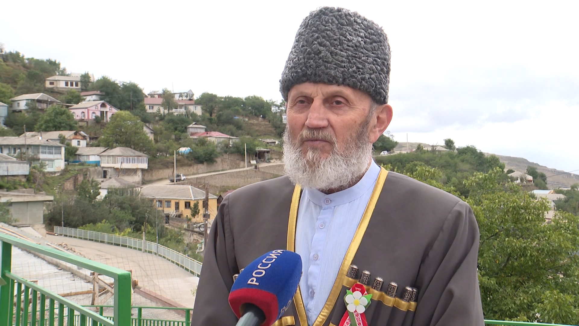 Хизри Асадулаев, председатель международного общественного объединения "Горо", художник и скульптор