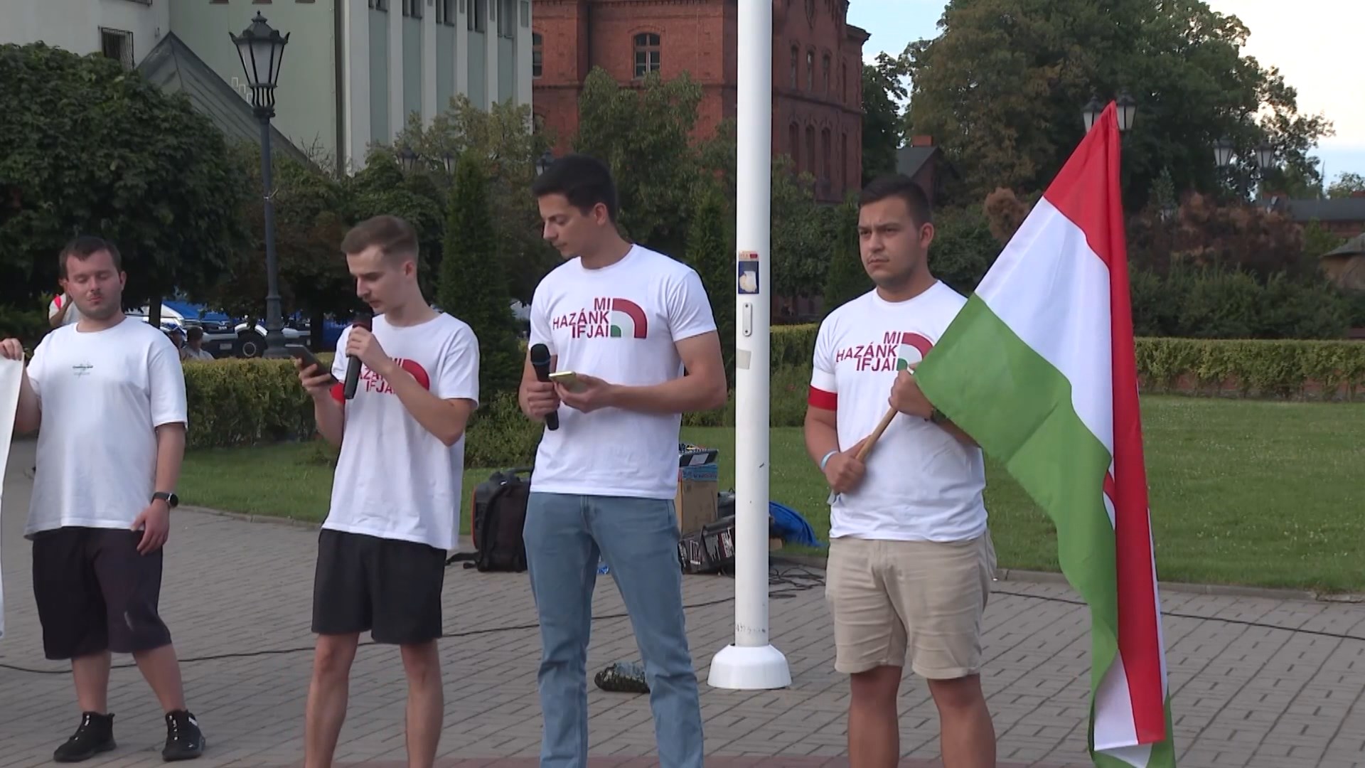 член партии "Движение за нашу Родину" Йожеф Шарканы