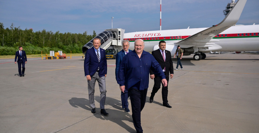 Александр Лукашенко находится с рабочим визитом в России