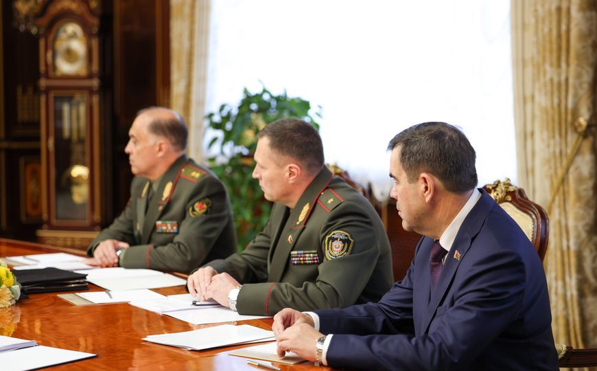 Участники совещания у Президента Беларуси по вопросу совершенствования деятельности КГБ