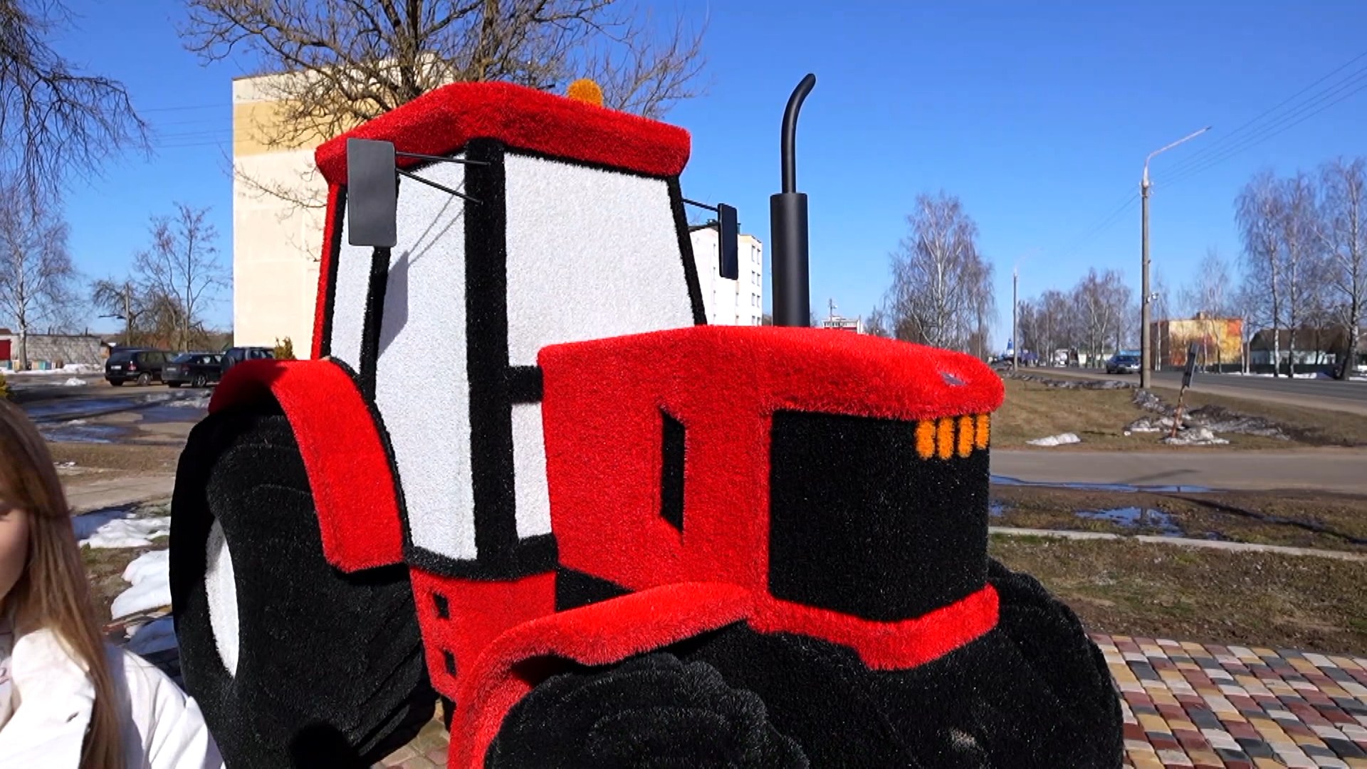 макет трактора