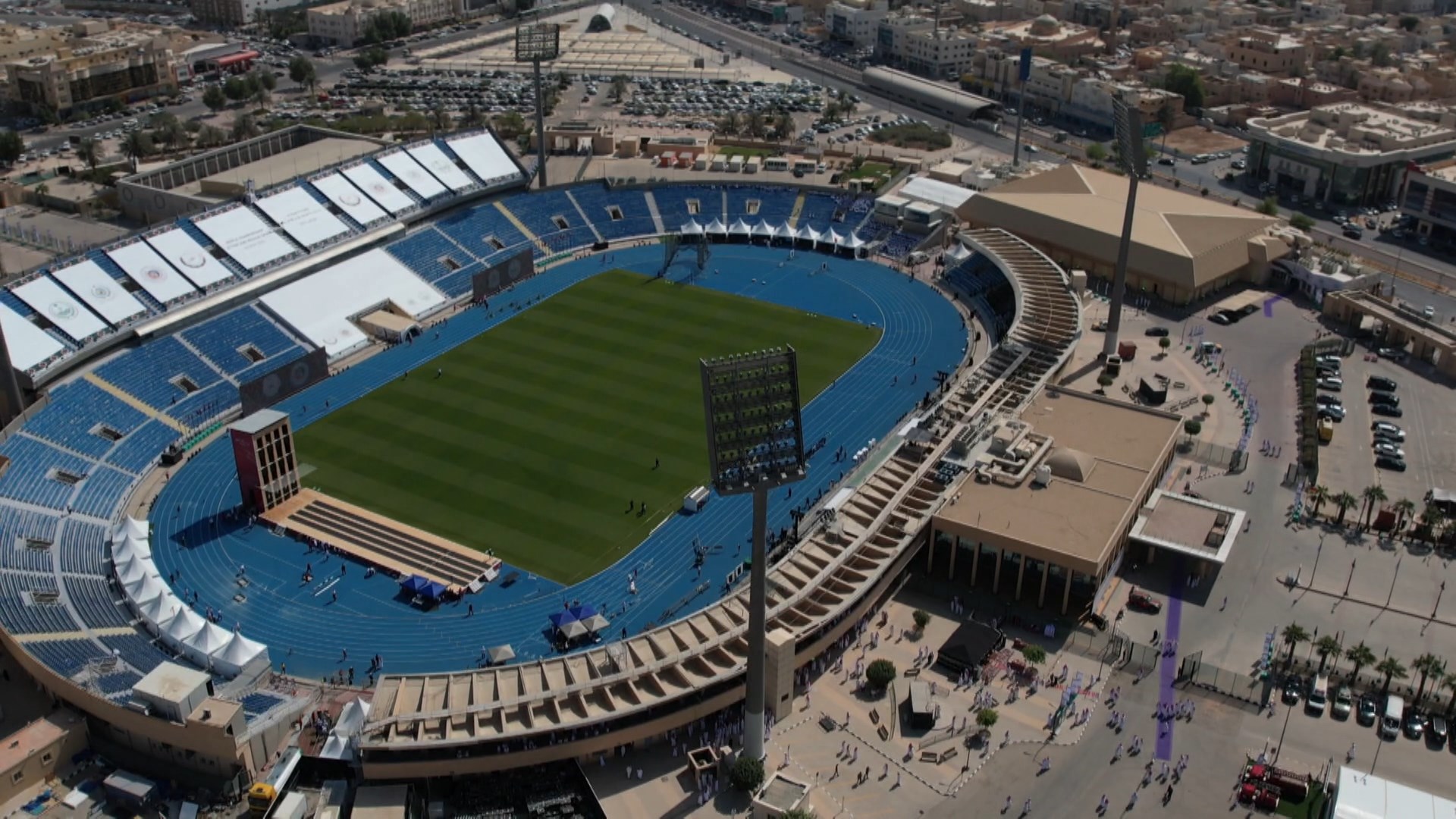 Стадион имени принца Фейсала бин Фахта