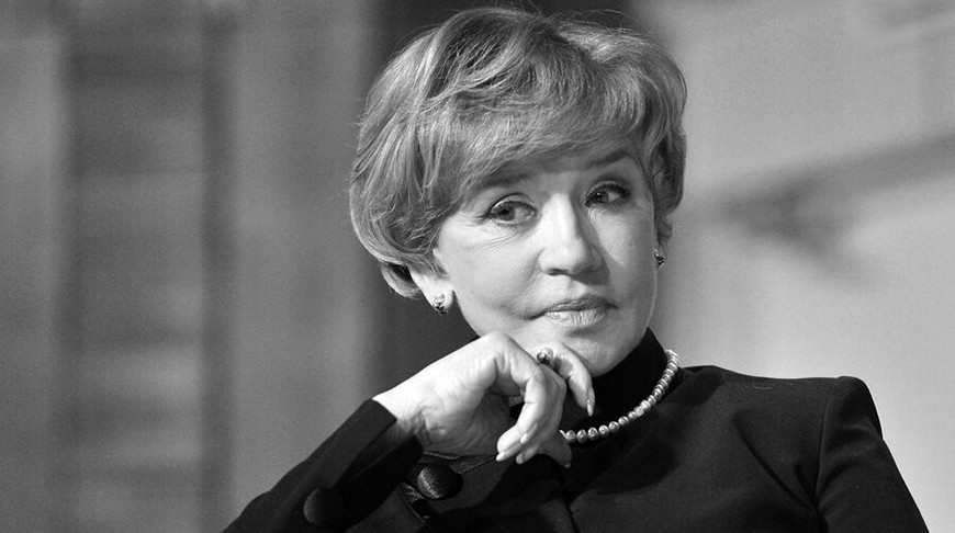 Вера Алентова