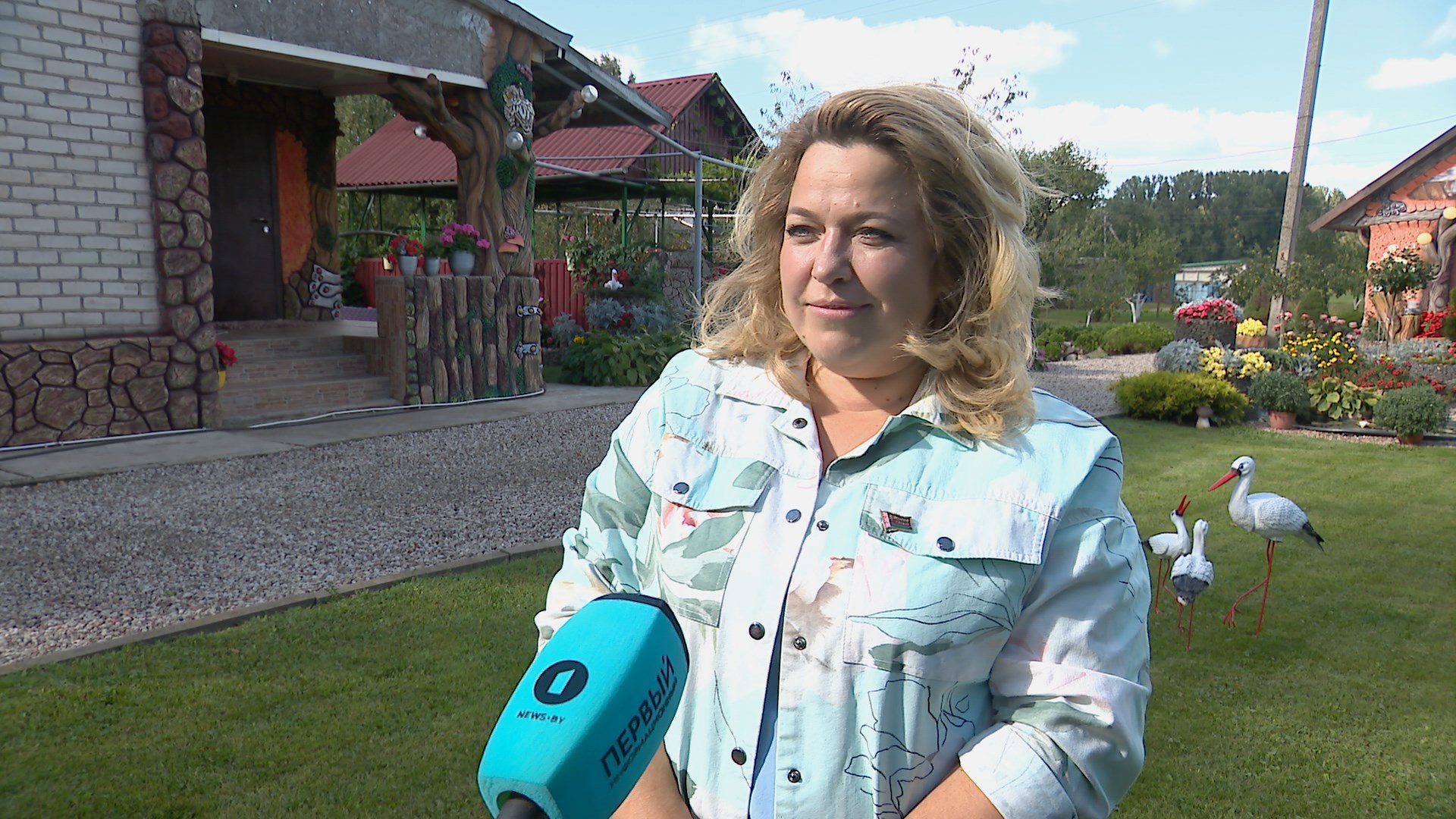 жительница агрогородка Снов Елена Гречко