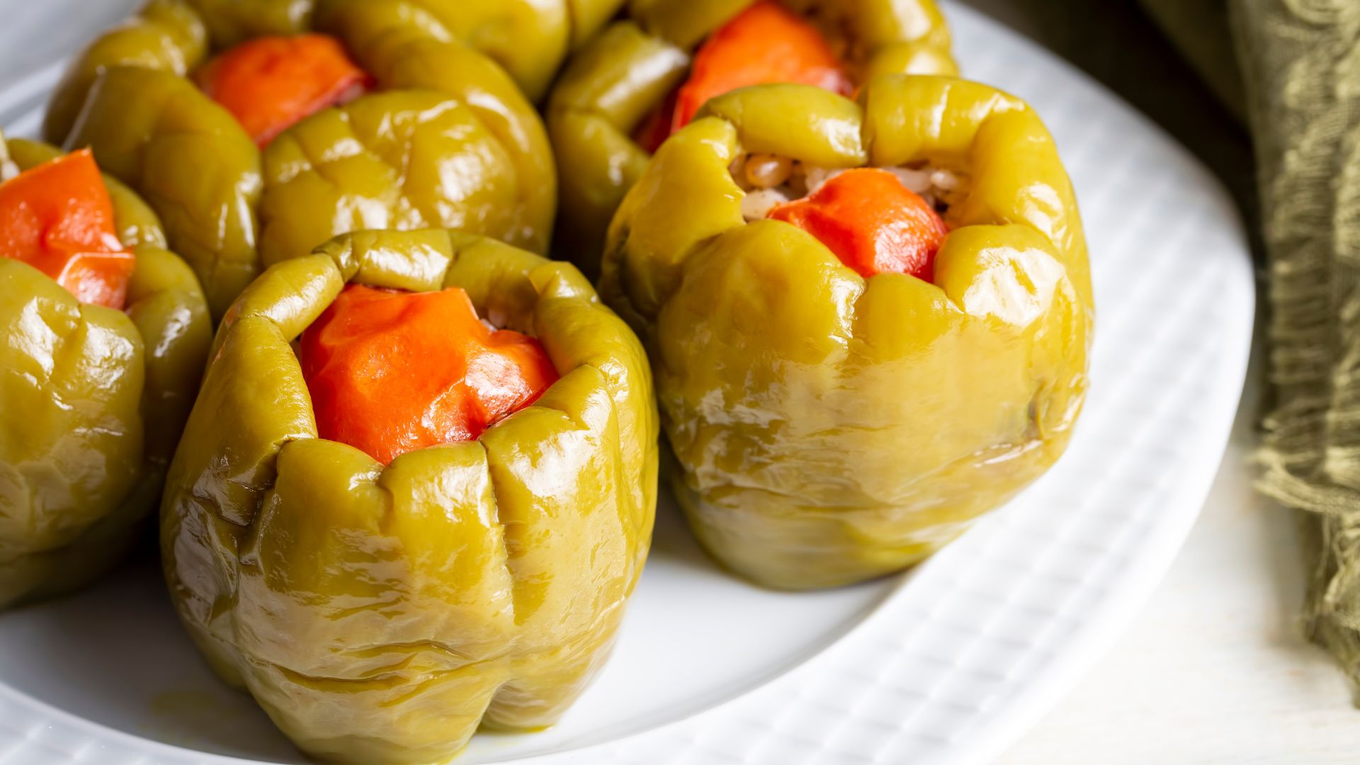 заготовки на зиму из перца, заготовки из перца на зиму рецепты, вкусные заготовки из перца на зиму, заготовки на зиму из перца и помидор