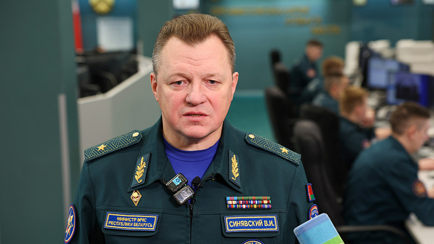 Министр по чрезвычайным ситуациям Вадим Синявский