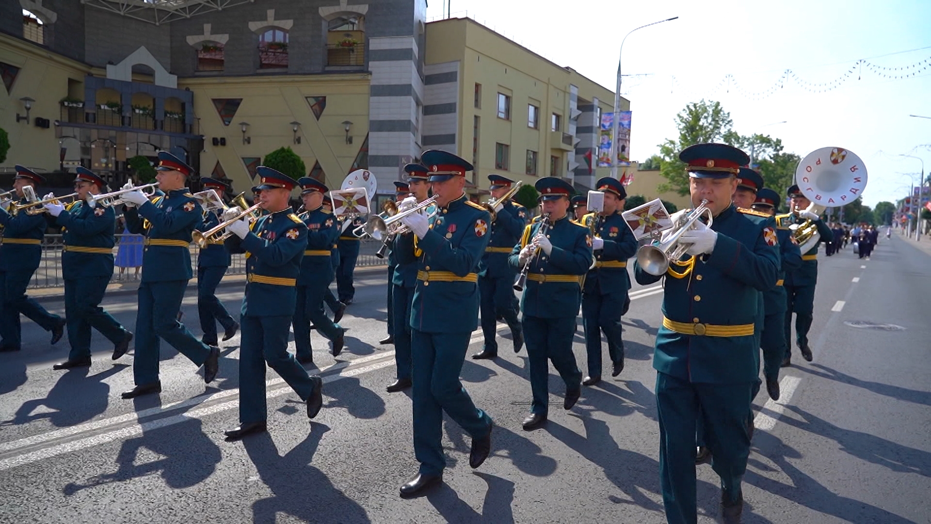 международный парад оркестров с символичным названием "Брестская крепость"