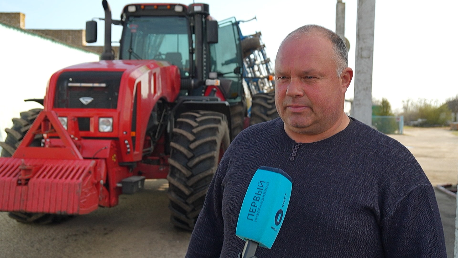 Павел Вакулич, механизатор СПК "Восходящая заря"