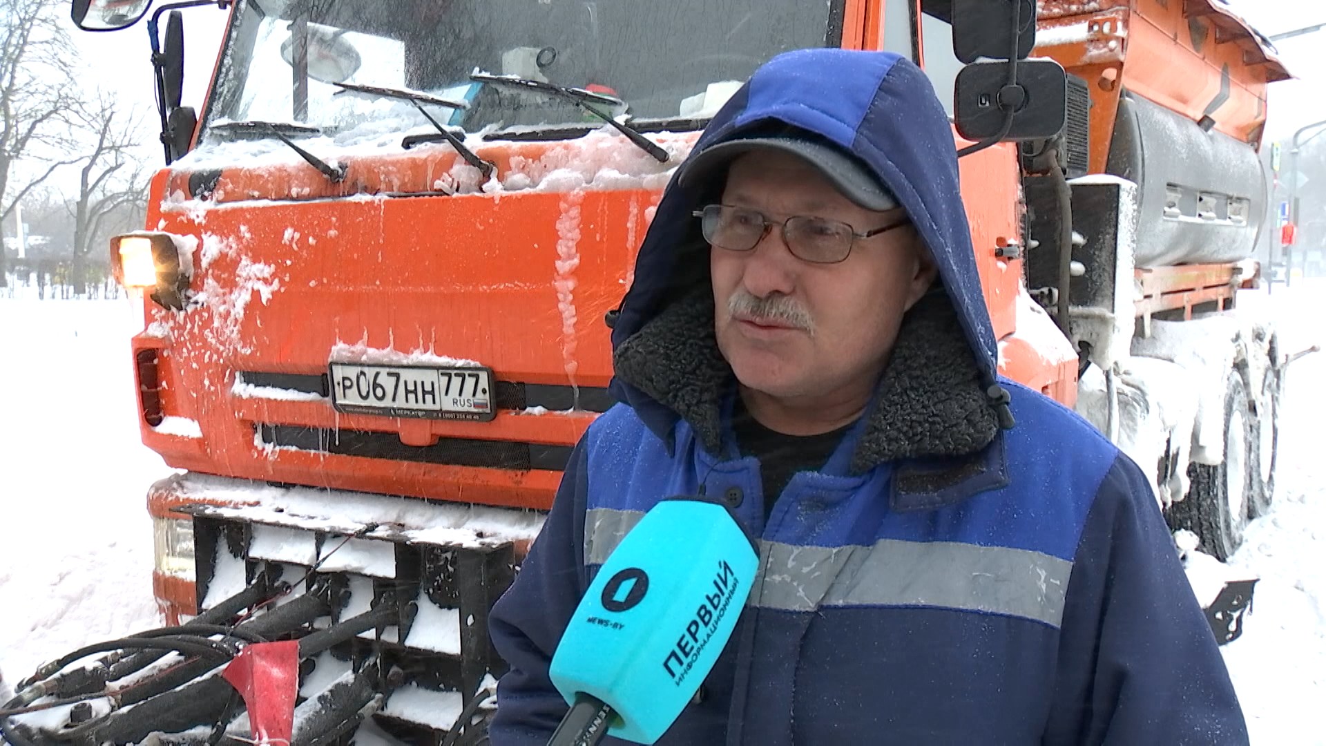 Михаил Елфимов, водитель государственного бюджетного учреждения города Москвы "Автомобильные дороги"