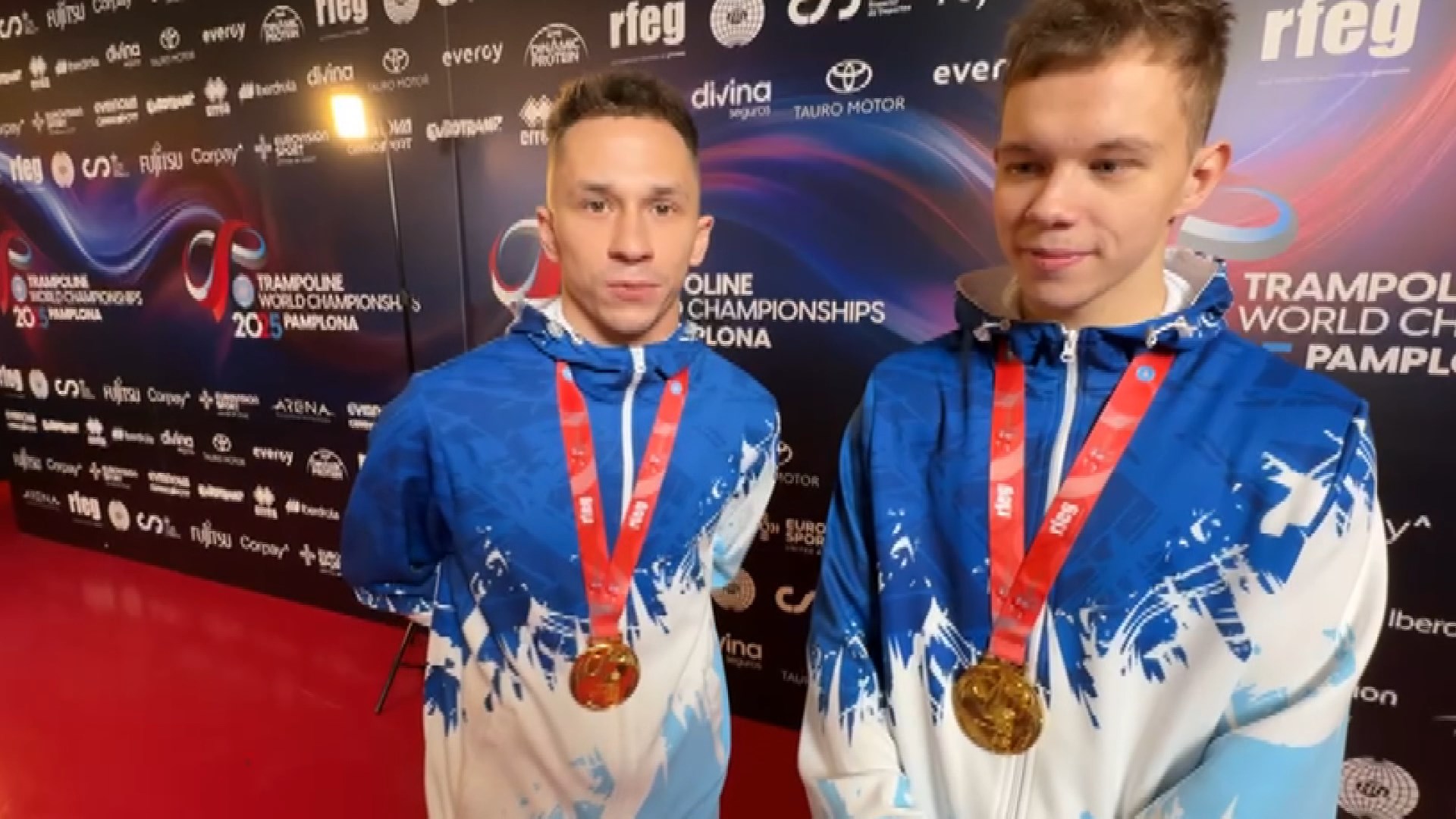 Литвинович и Буйлов завоевали золото на ЧМ в синхронных прыжках на батуте