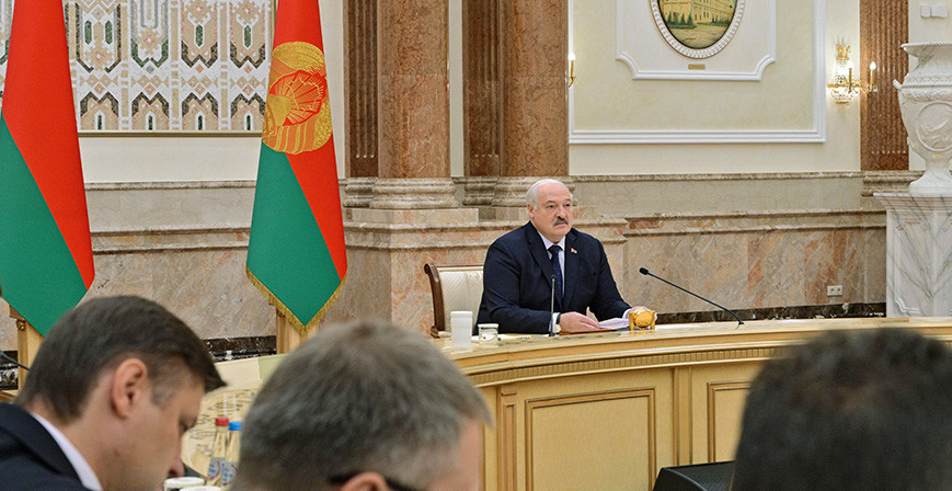 Президент Беларуси Александр Лукашенко на совещании с руководителями диппредставительств
