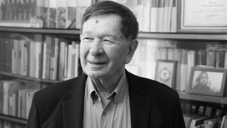 народный поэт Беларуси Владимир Каризна