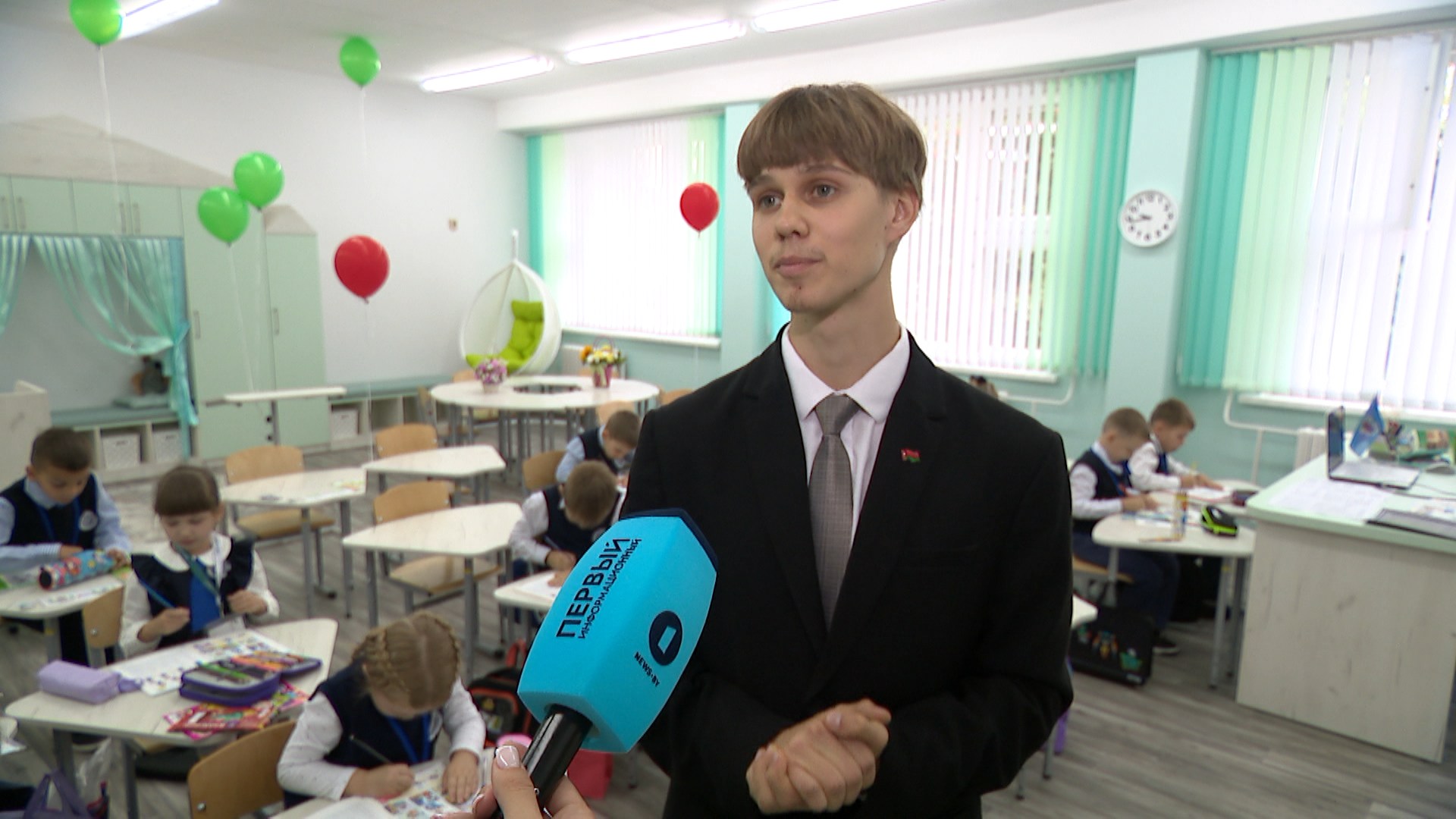 учитель СШ № 130 г. Минска Матвей Журов