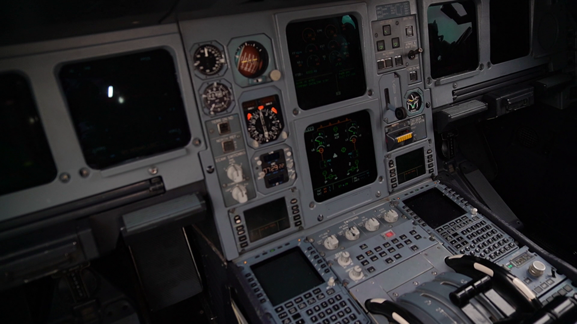 приборная панель самолета