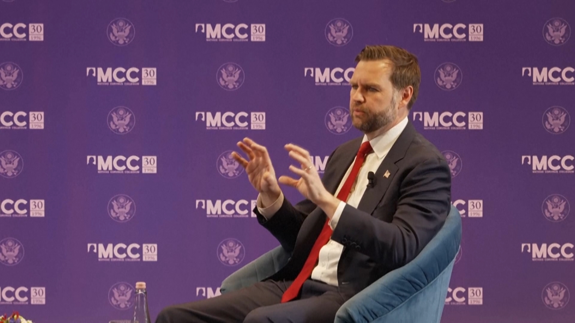 Джей Ди Вэнс