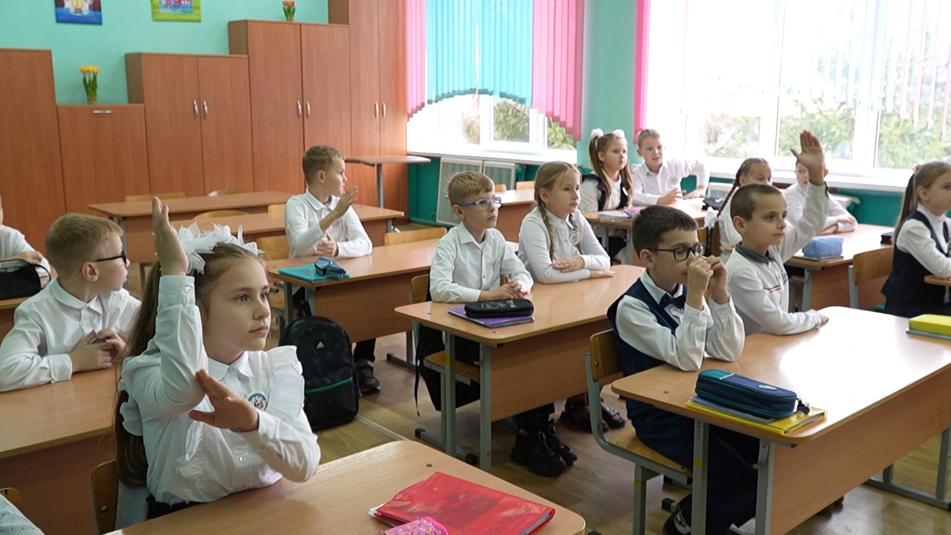 школа в Криничном