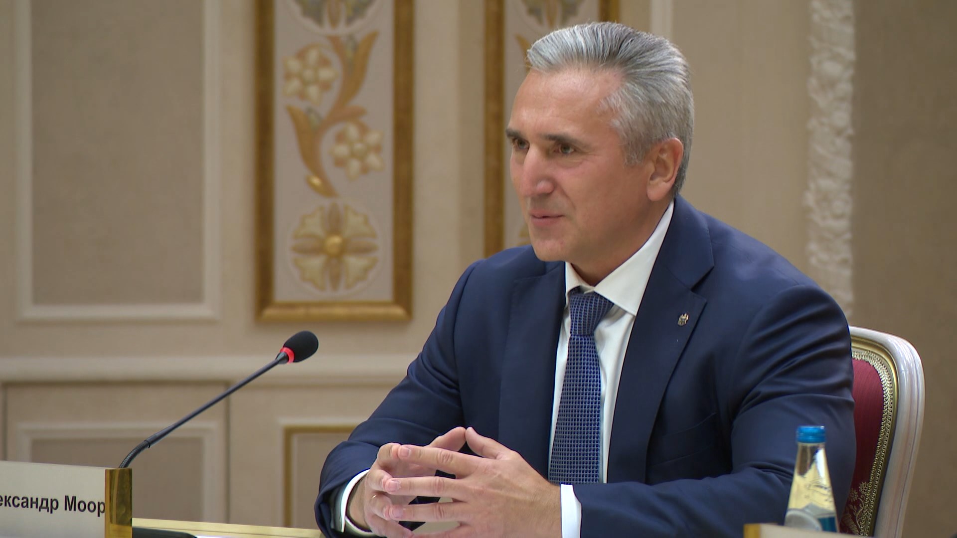Губернатор Тюменской области Александр Моор