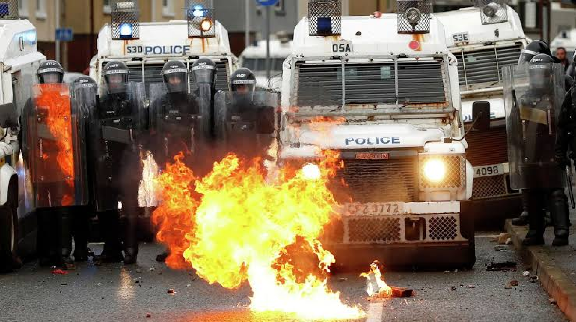 Белфаст на грани: почему протестанты в Ирландии теряют контроль, а католики отказываются от союза Белфаст на грани: почему протестанты в Ирландии теряют контроль, а католики отказываются от союза