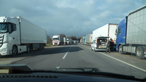 Вильнюс планирует открыть для фур пункт пропуска "Шальчининкай"