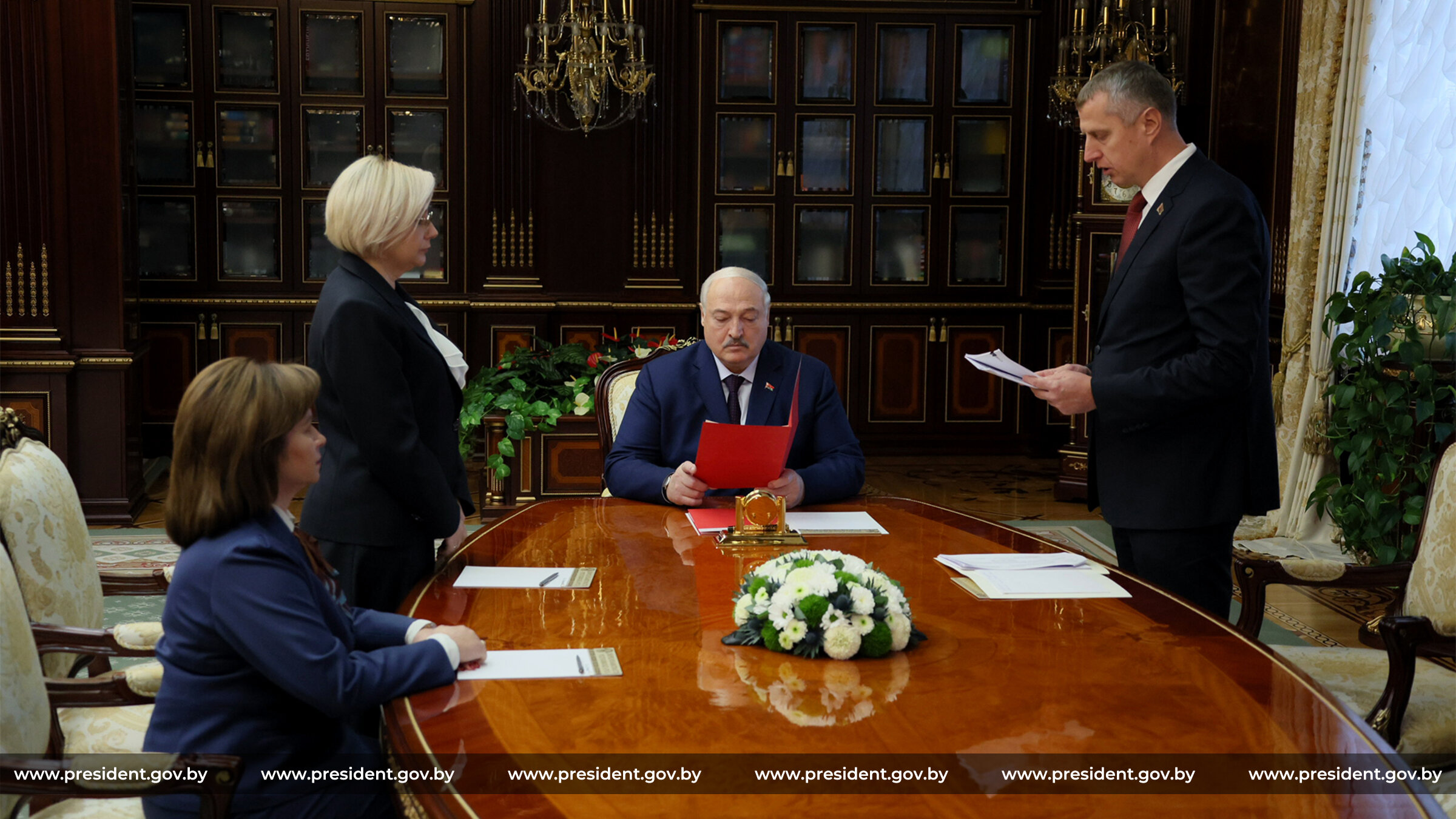 Александр Лукашенко, Надежда Лазаревич, Татьяна Лугина