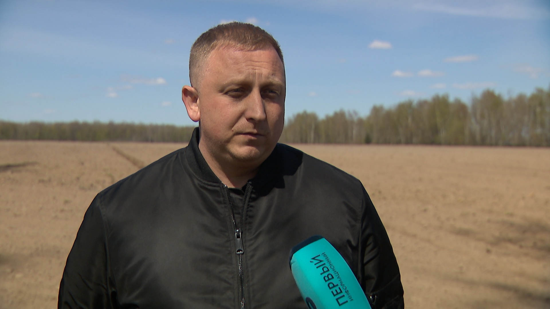 Директор ОАО "Червенский райагросервис" Роман Хлопцов