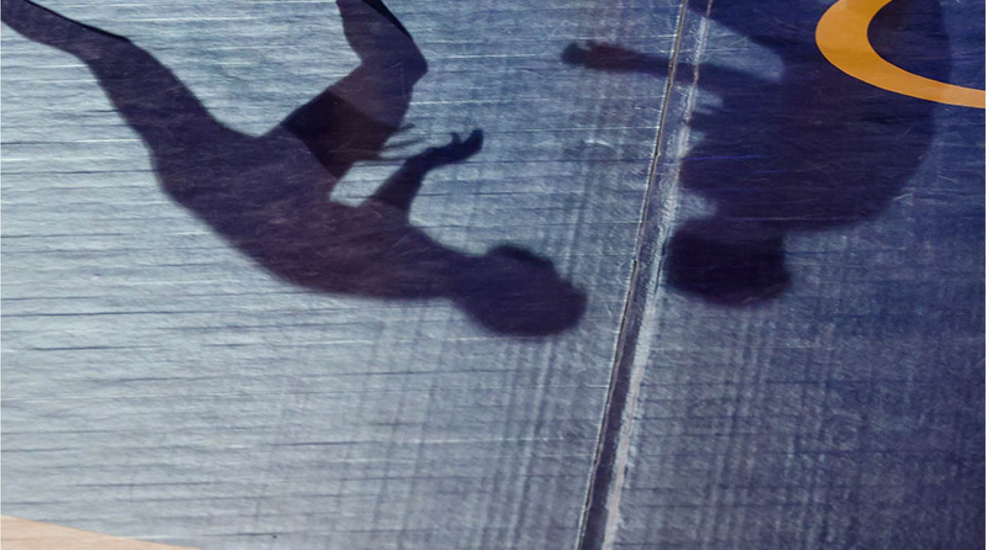 Белорусские борцы выступили на молодежном чемпионате Европы с национальной символикой