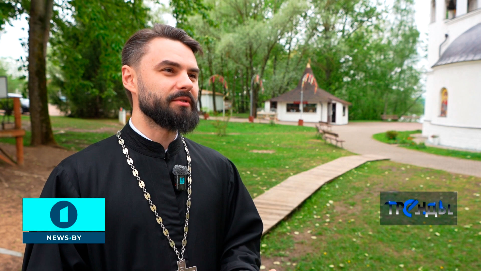 клирик прихода храма великомученика Георгия Победоносца иерей Михаил Стреха