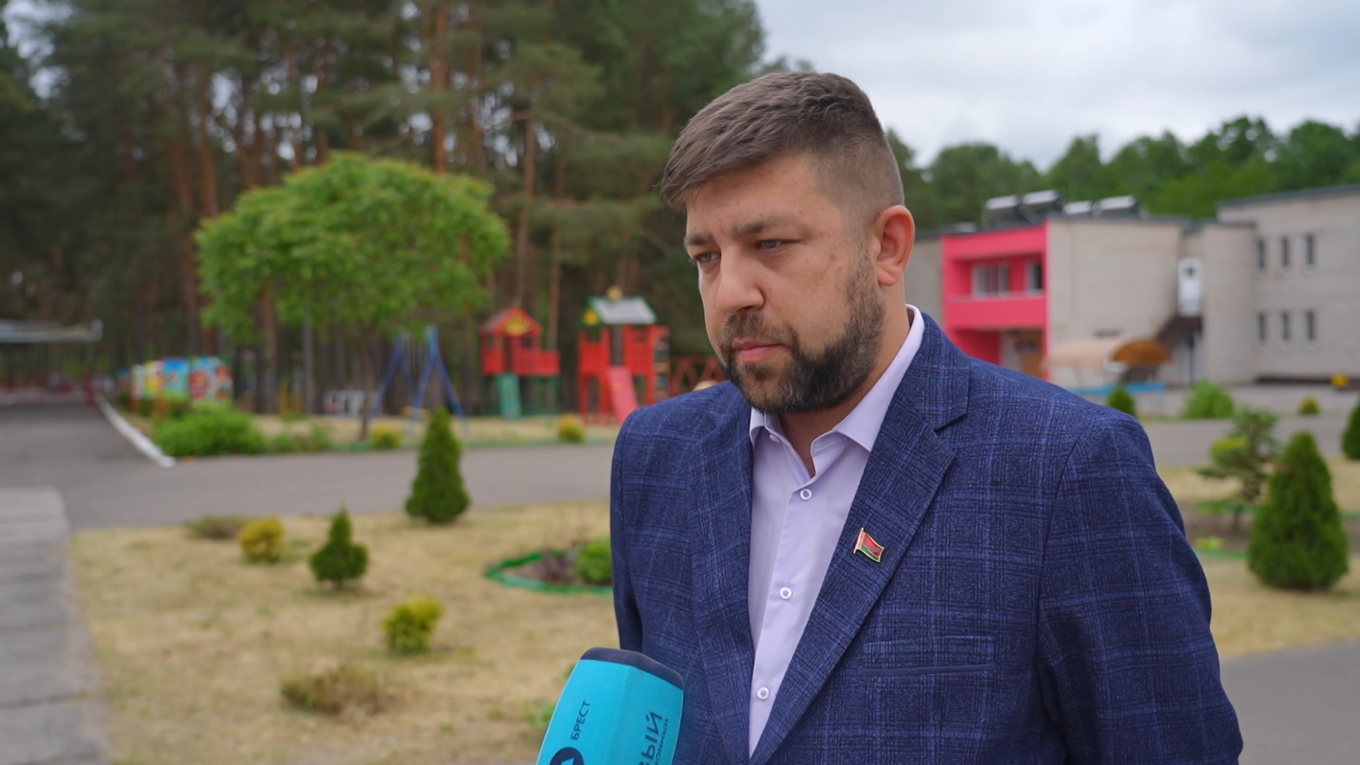 Дмитрий Машлякевич директор оздоровительного лагеря "Волна-Любань" (Кобринский район)