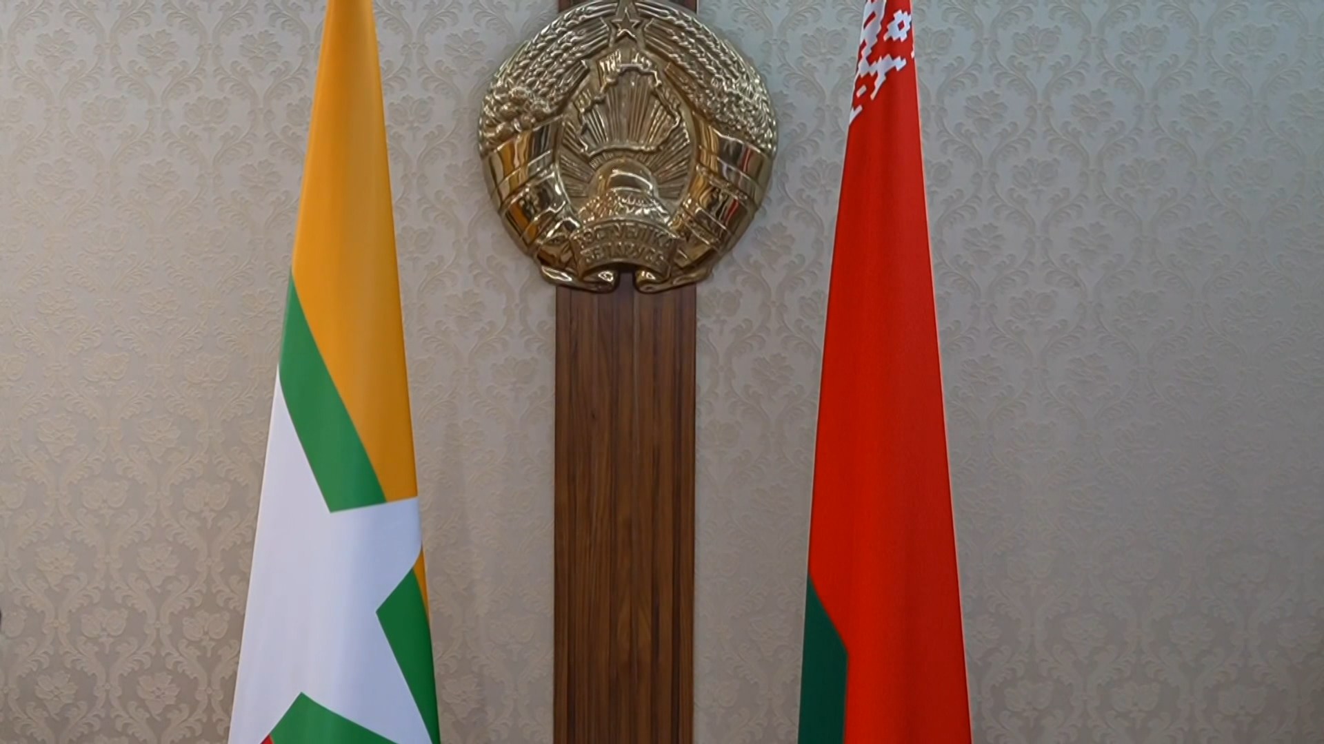media img