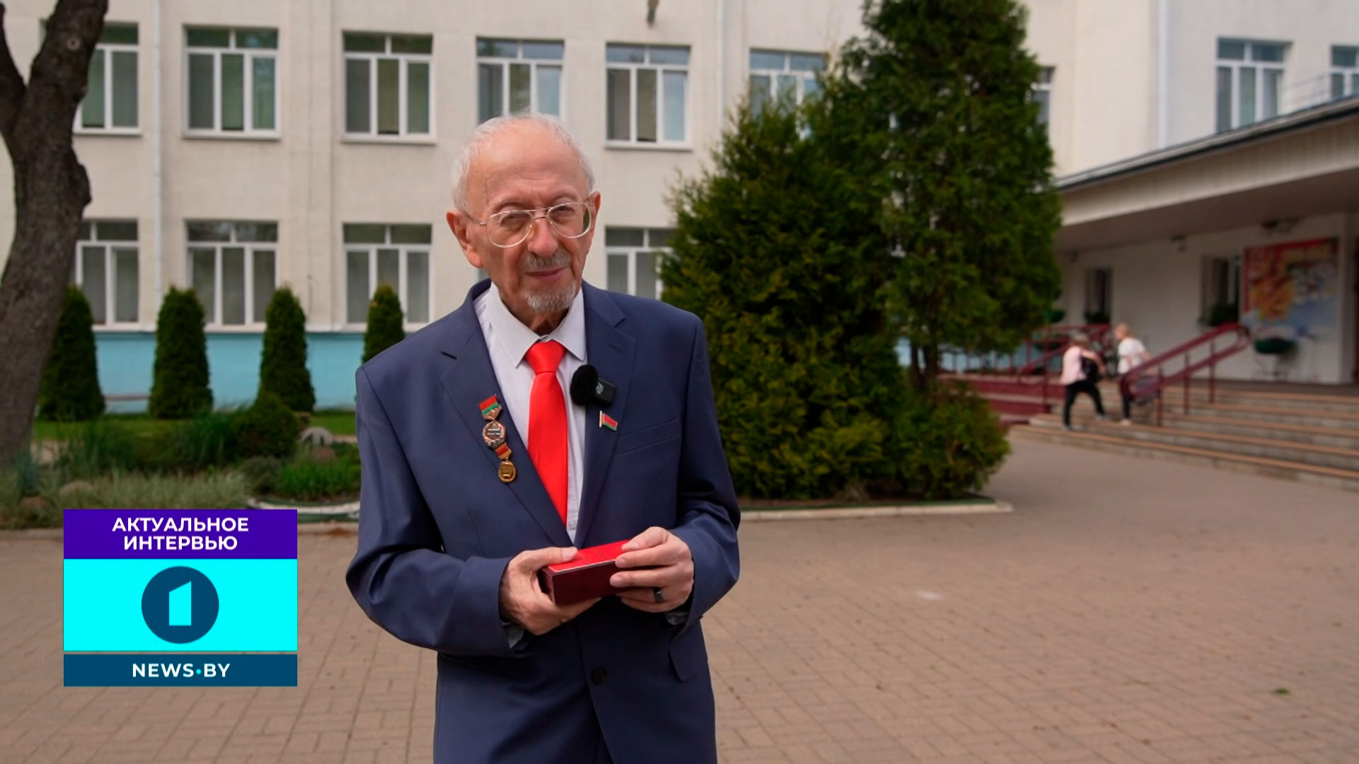 Учитель математики средней школы № 19 города Минска Александр Фельдман