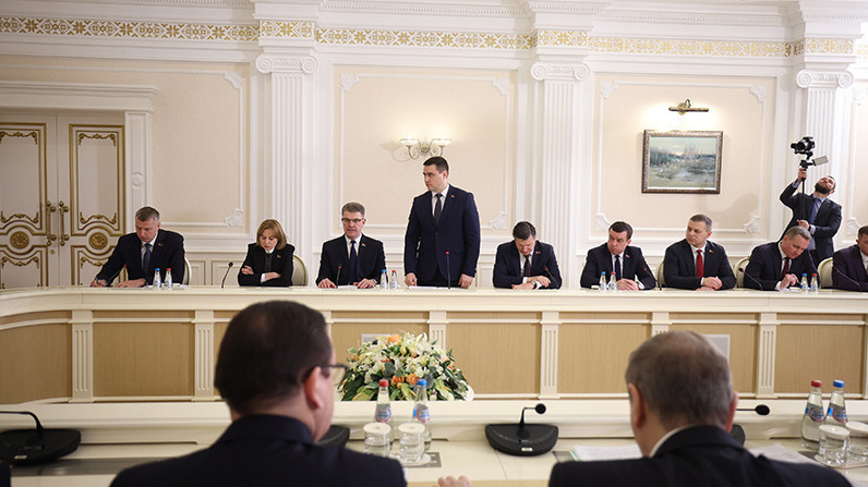 Президент Беларуси поручил еще раз детально изучить проект создания нового образовательного центра Совещание у Президента Беларуси