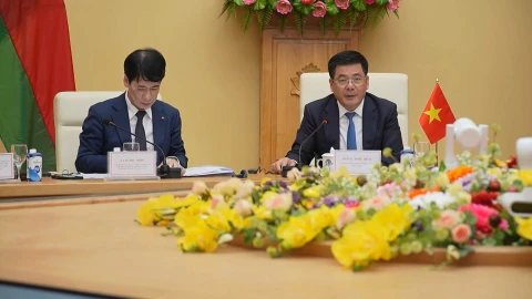 Сфера интересов | Минск и Вьетнам рассчитывают создать совместное сборочное производство тракторов Сфера интересов | Минск и Вьетнам рассчитывают создать совместное сборочное производство тракторов