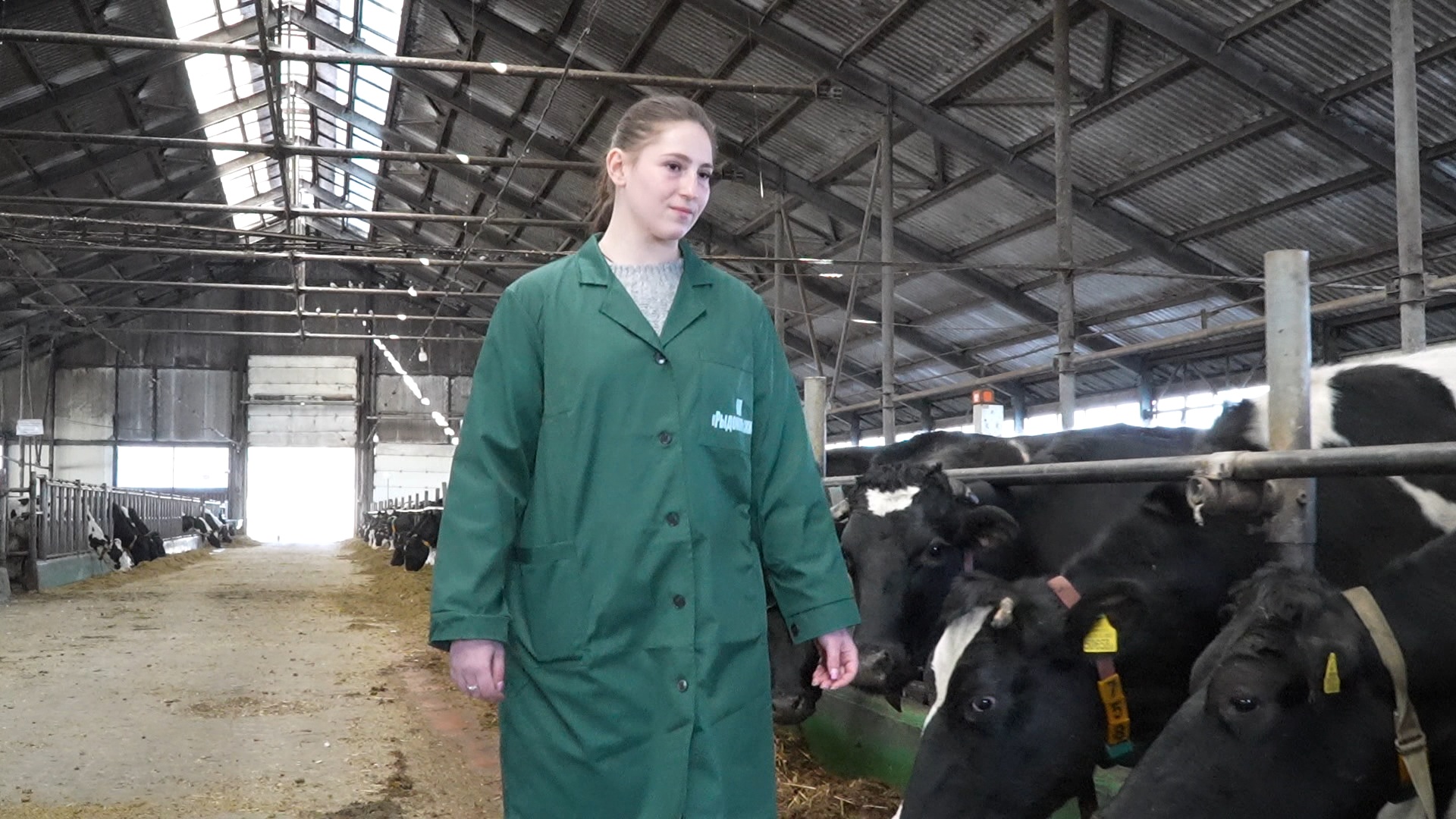 зоотехник-селекционер УКСП "Рыдомльский" Дарья Акуленок