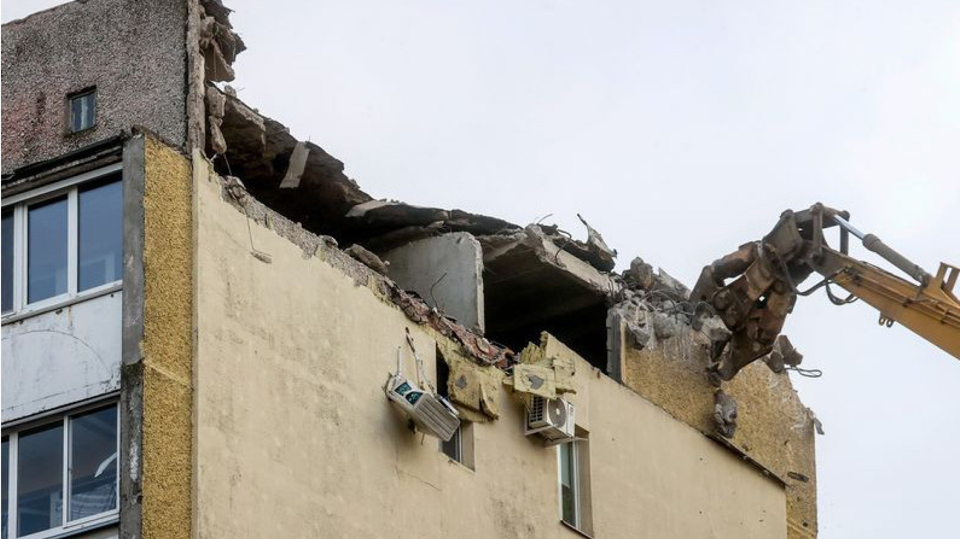 В Гомеле при разборе завалов после взрыва газа в многоэтажке обнаружено тело женщины