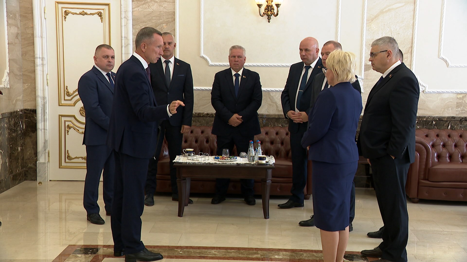 Кадровый день во Дворце Независимости