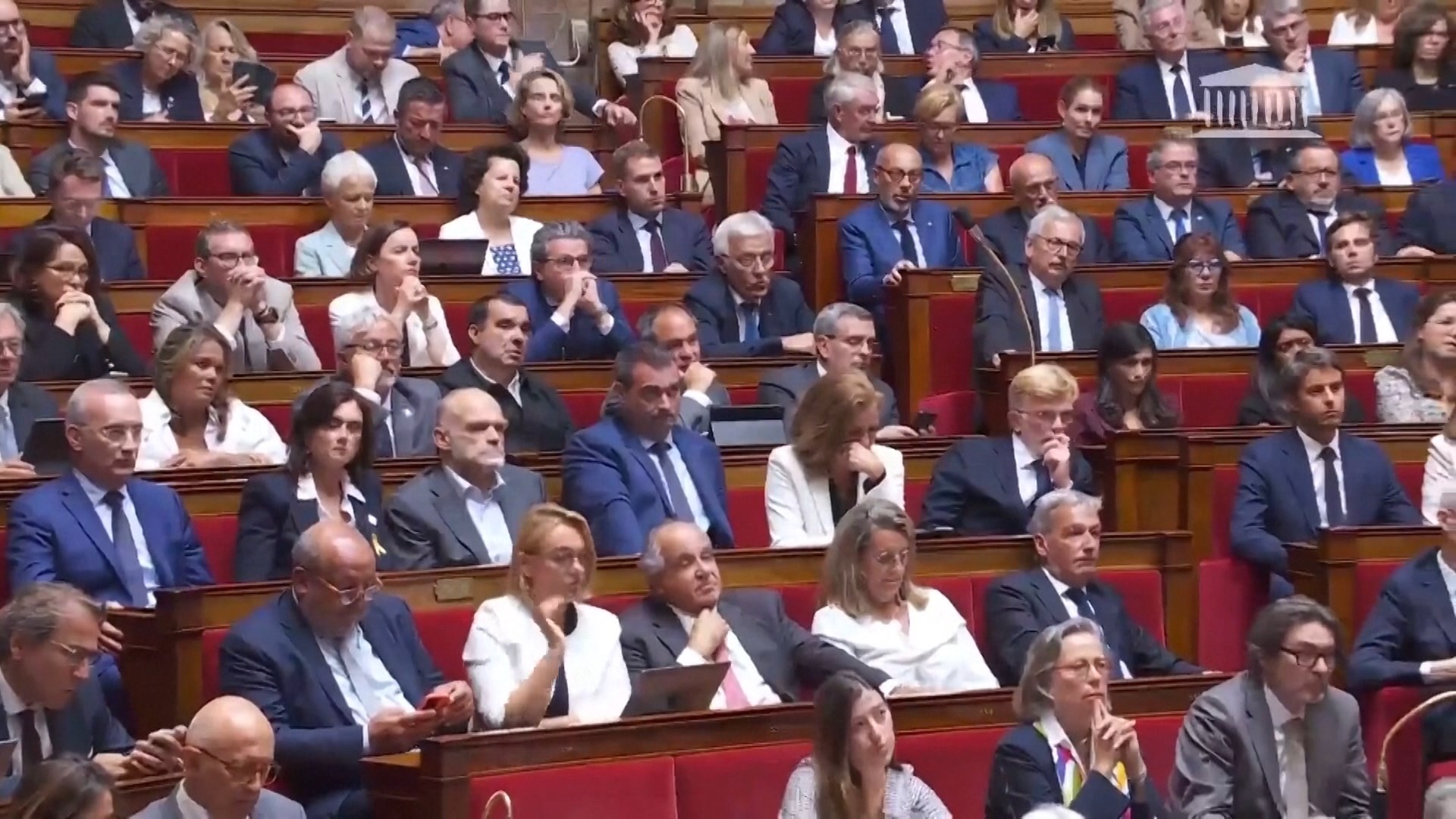 Собрание в парламенте Франции