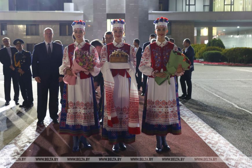 Встреча президента Ирана Масуда Пезешкиана в аэропорту Минска