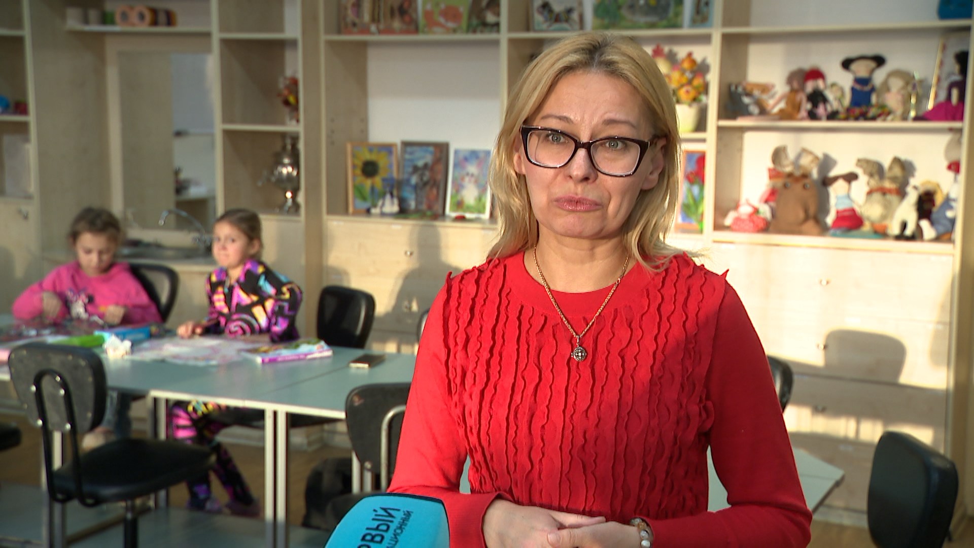 Татьяна Снегирева, завотделом декоративно-прикладного творчества и изобразительного искусства