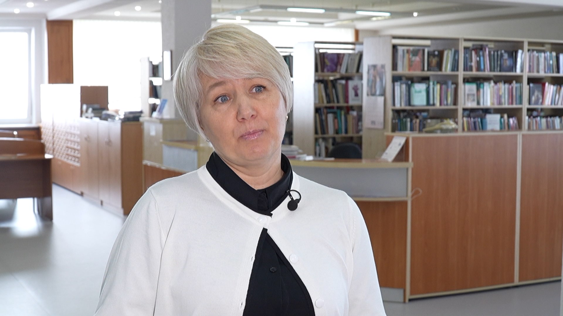 Юлия Галковская, декан факультета информационно-документных коммуникаций БГУКИ Юлия Галковская, декан факультета информационно-документных коммуникаций БГУКИ