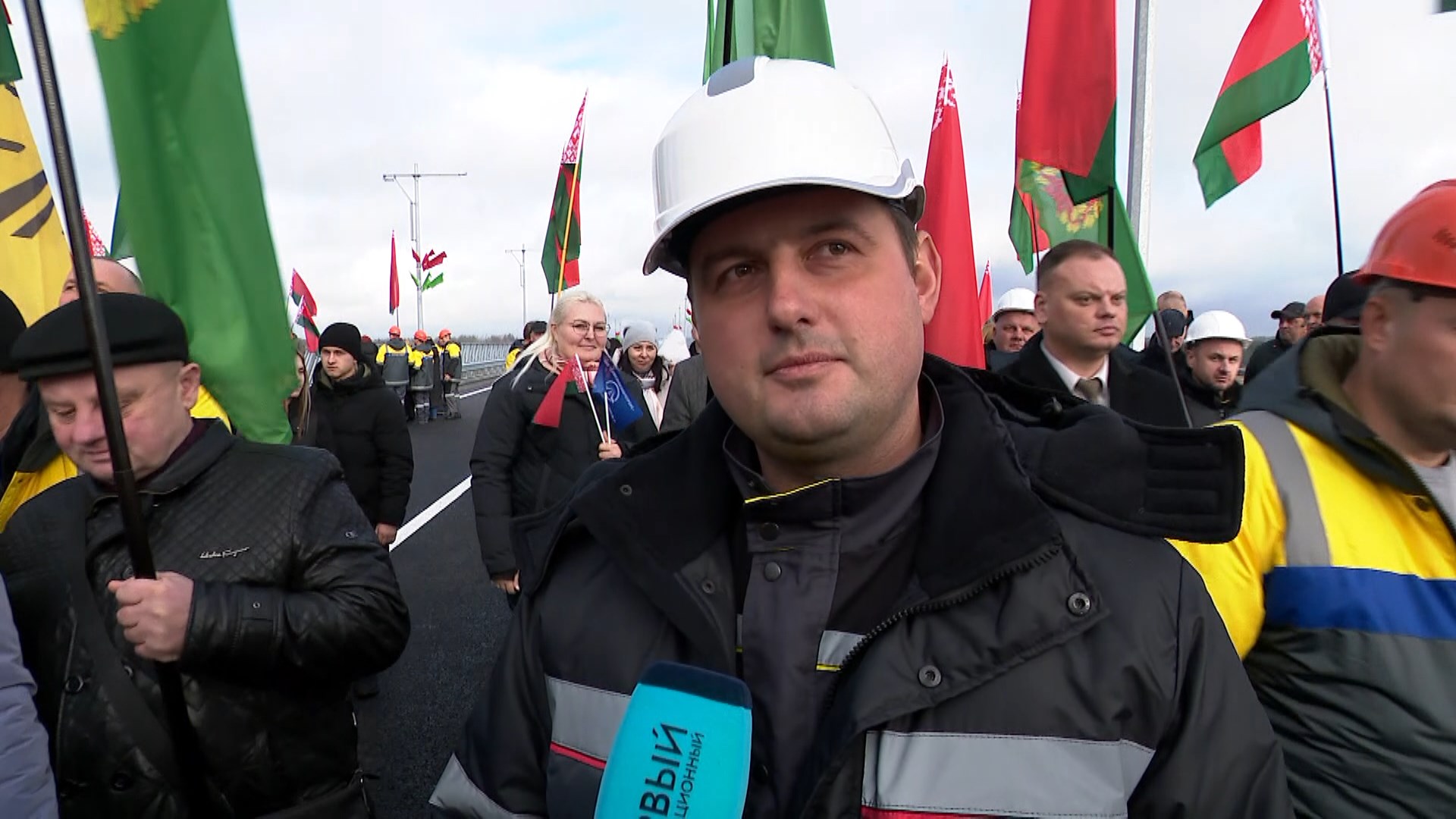 прораб мостотряда № 58 Андрей Семенюк прораб мостотряда № 58 Андрей Семенюк