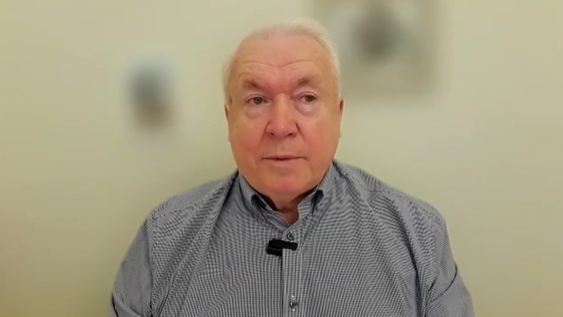 Владимир Олейник, участник общественного движения "Другая Украина", экс-депутат Верховной рады Украины: Владимир Олейник, участник общественного движения "Другая Украина", экс-депутат Верховной рады Украины: