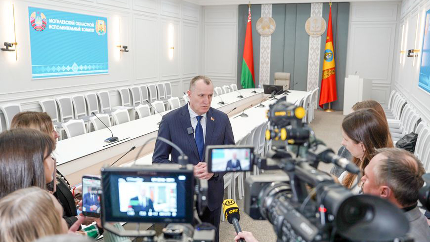 председатель Могилевского облисполкома Анатолий Исаченко