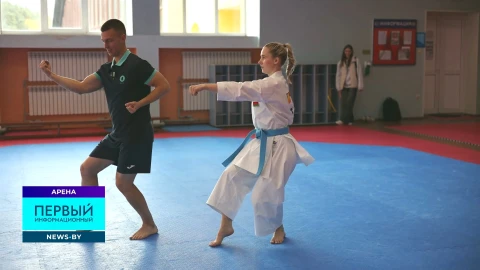 Каратэ в каждом из них Каратэ в каждом из них