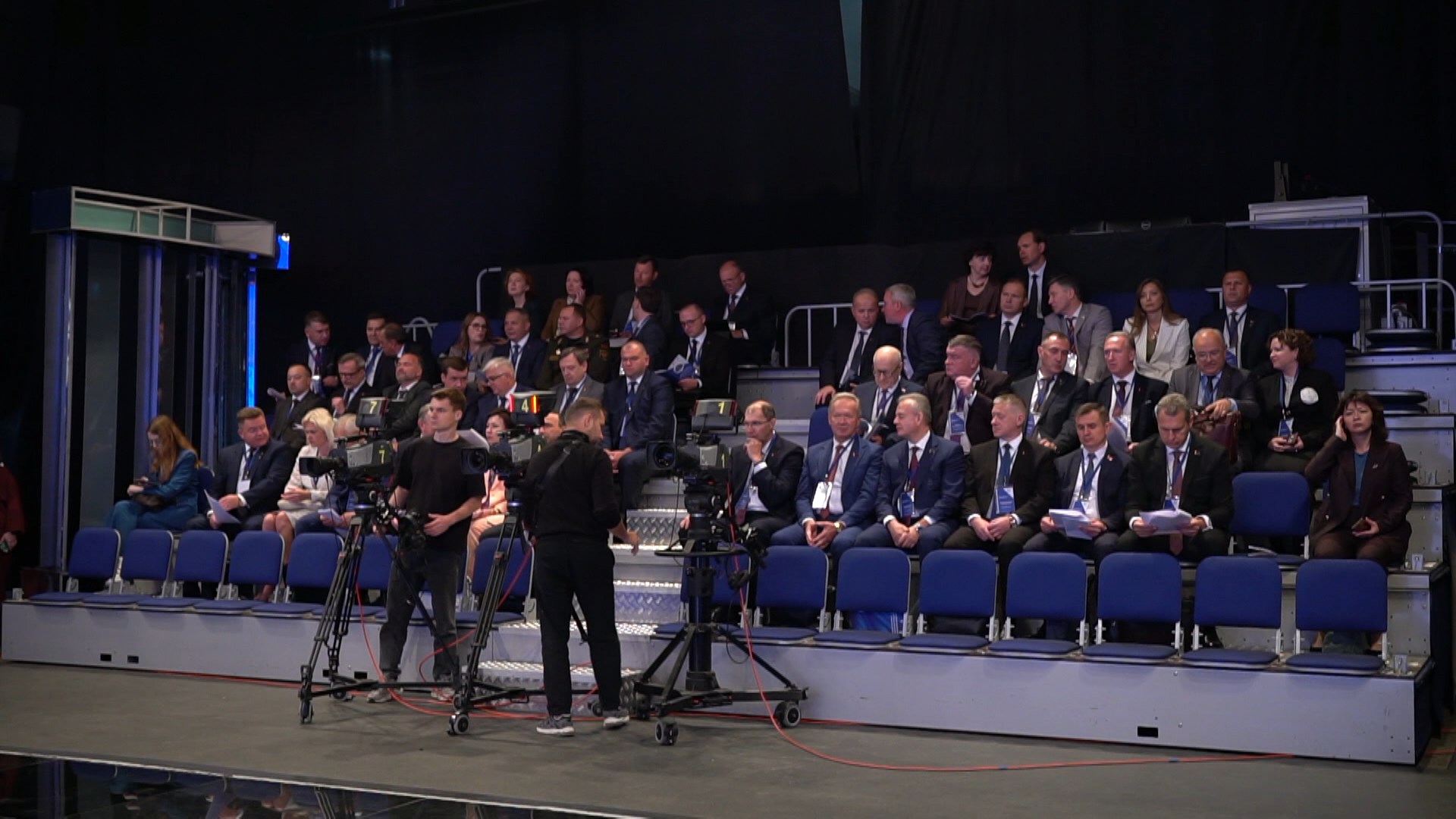 media img