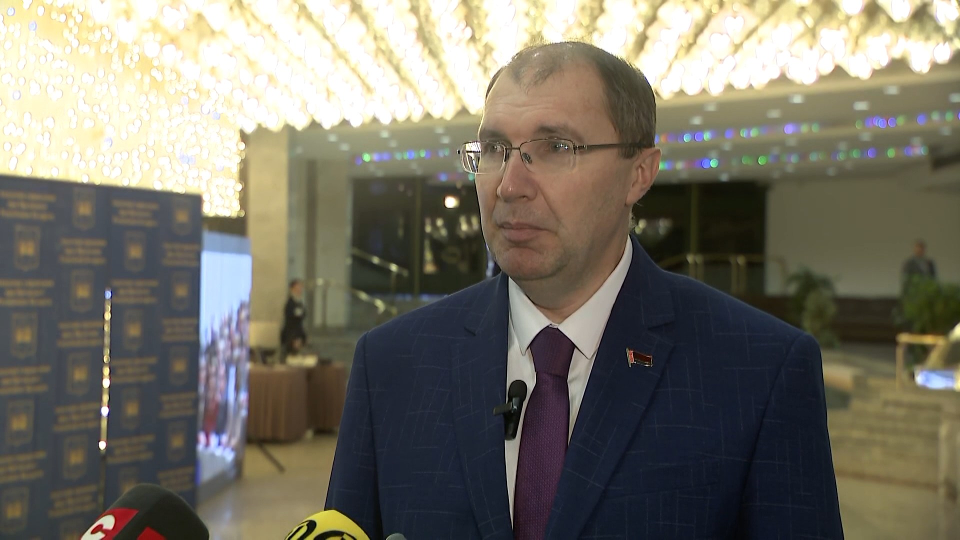 Денис Дук, ректор Академии управления при Президенте Беларуси