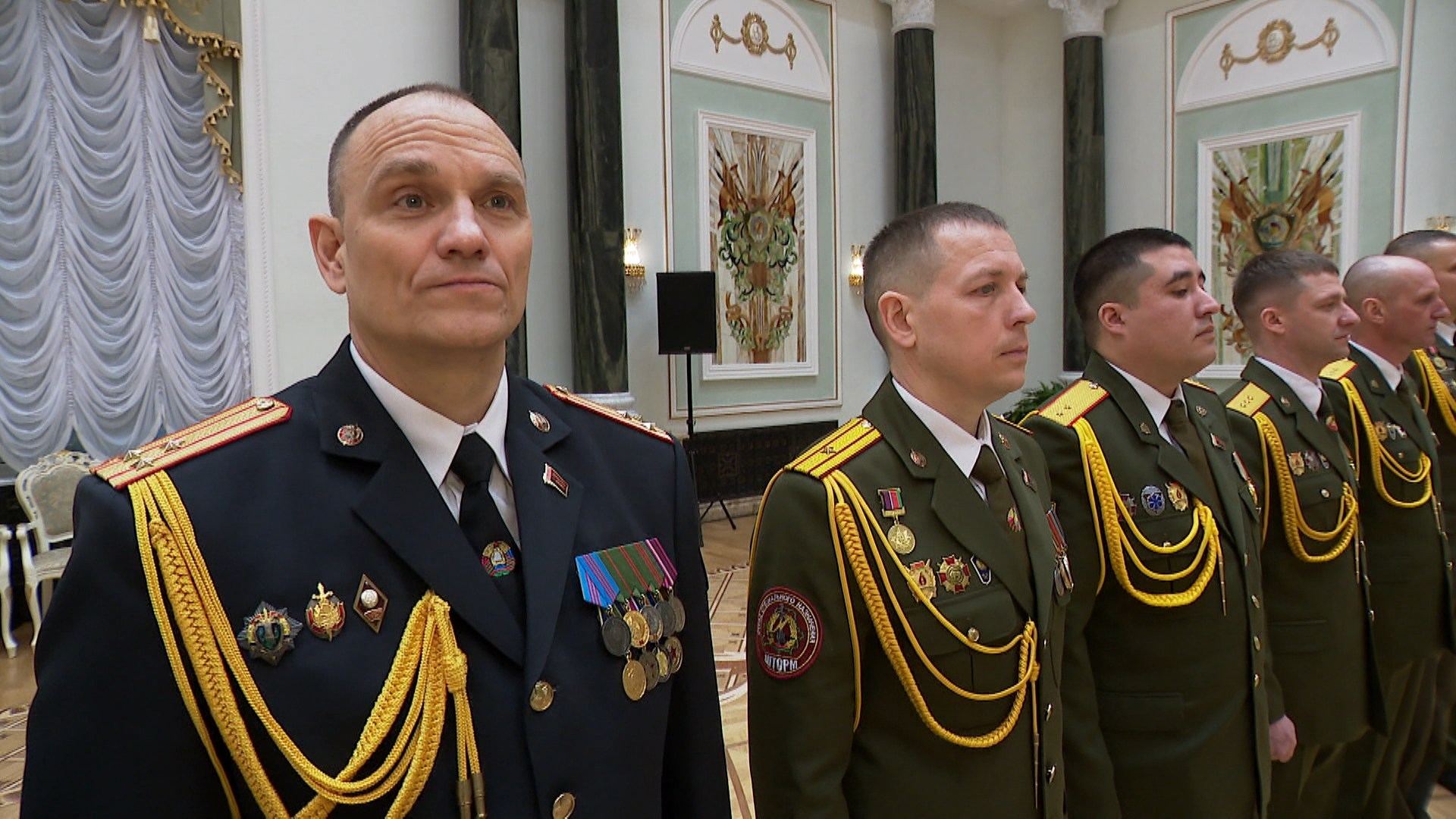 церемония вручения государственных наград и генеральских погон