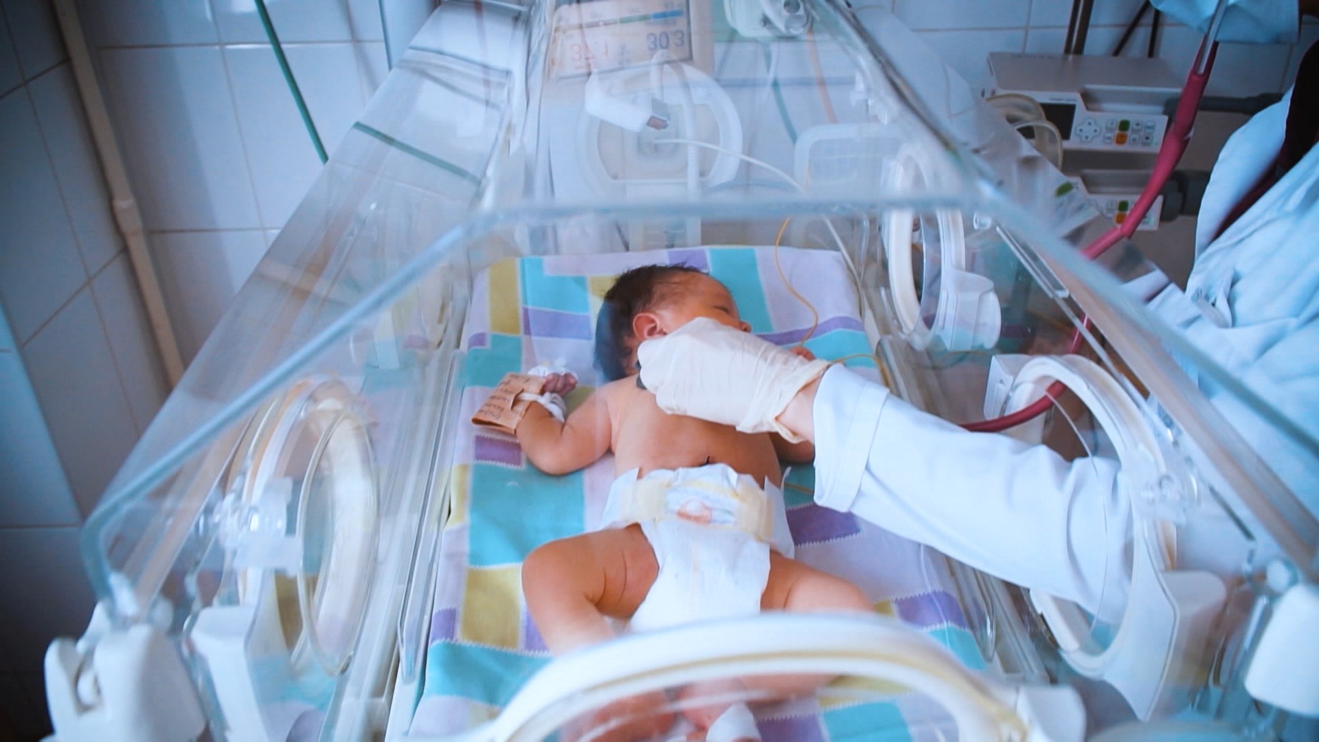новорожденный в больнице