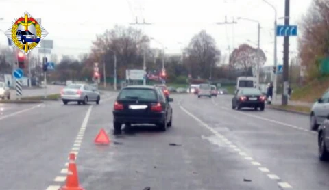 В Минске пешехода дважды сбили автомобили В Минске пешехода дважды сбили автомобили