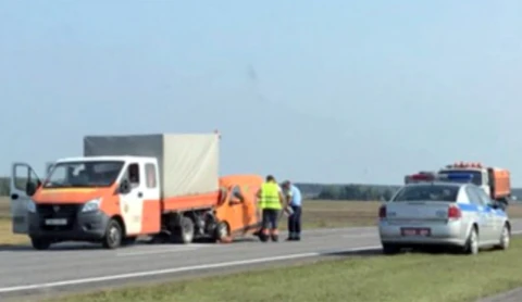 Авария произошла на трассе М1 в Березовском районе Авария произошла на трассе М1 в Березовском районе