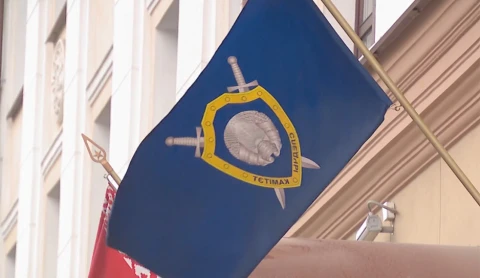 56-летнюю женщину задержали во время попытки вывоза за границу двух красавиц 56-летнюю женщину задержали во время попытки вывоза за границу двух красавиц